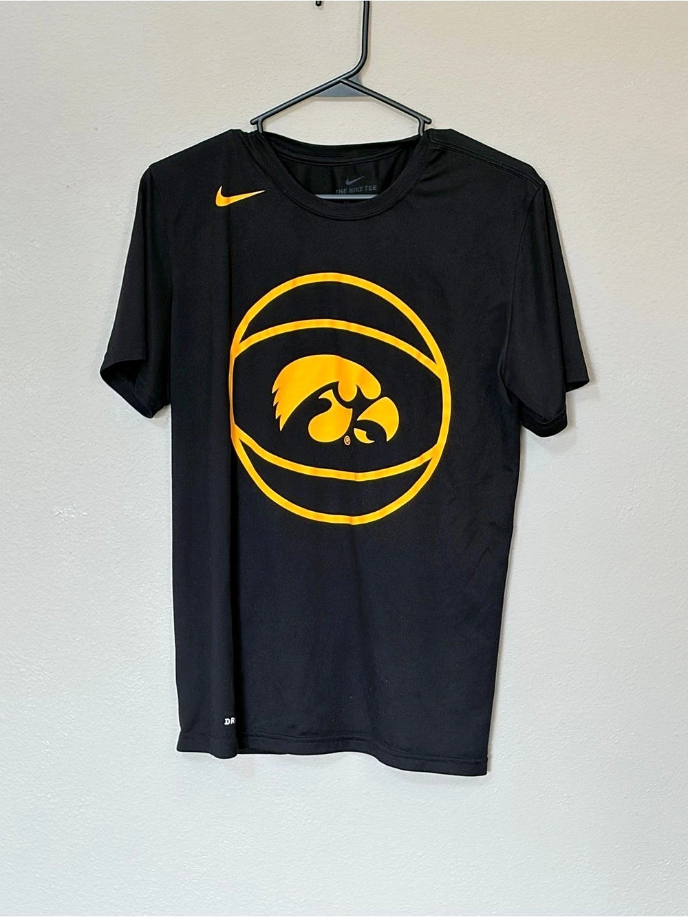 Nike Iowa Hawkeyes Dri-FIT Basketball T-Shirt